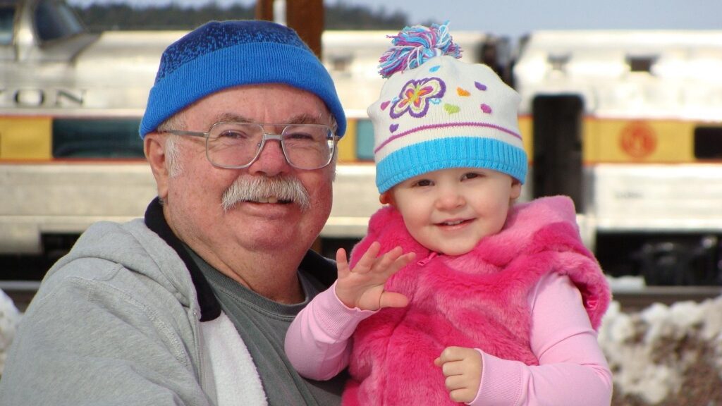 kko699-grandpa-2043587_1920